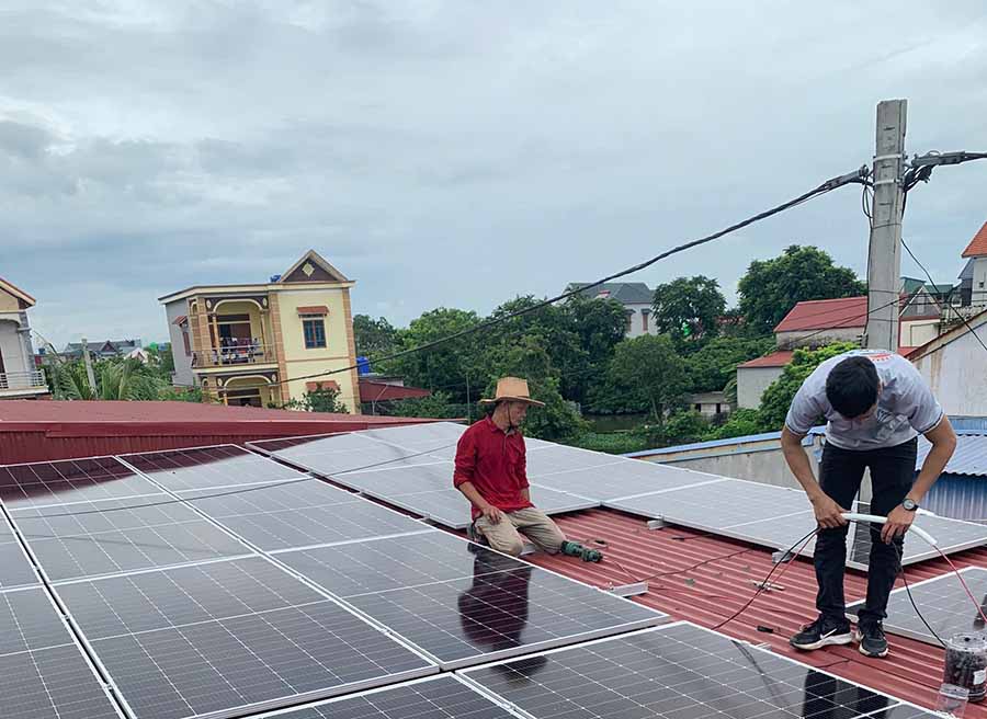 Lắp đặt pin năng lượng mặt trời giúp doanh nghiệp tiết kiệm chi phí điện
