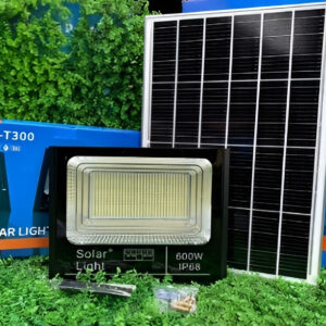 ĐÈN PHA BÁO PIN NĂNG LƯỢNG MẶT TRỜI BP 600W