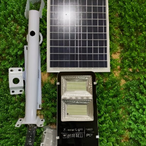 ĐÈN BÀN CHẢI NĂNG LƯỢNG MẶT TRỜI BC 100W