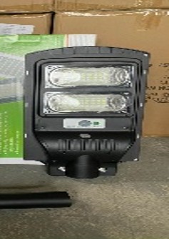 ĐÈN LIỀN THỂ NĂNG LƯỢNG MẶT TRỜI LT100W