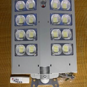ĐÈN LIỀN THỂ NĂNG LƯỢNG MẶT TRỜI LT400W MỚI