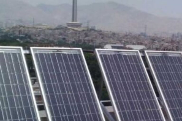 Review tấm pin mặt trời AE Solar