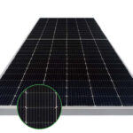 Độ bền cao và hiệu suất ổn định của tấm pin mặt trời Jinko Solar.